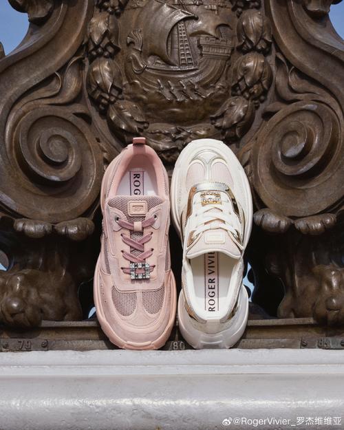#rogervivier2026早秋系列##vivontherun运动鞋#